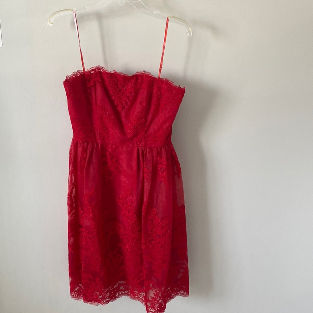 Monique Lhuillier Red Lace Strapless Cocktail Dress